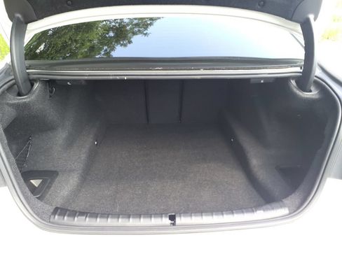 Used 2022 BMW 540i w/ M Sport Package RWD image 14