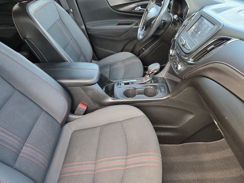 Used 2022 Chevrolet Equinox RS AWD/4WD image 10