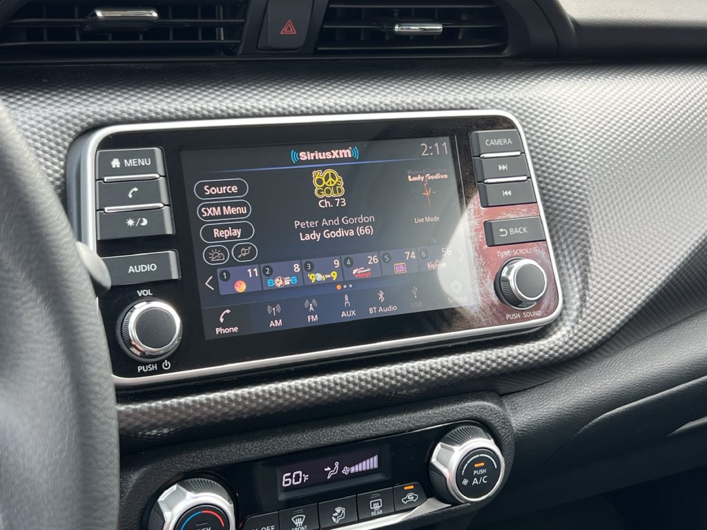 Used 2020 Nissan Kicks SV FWD image 27