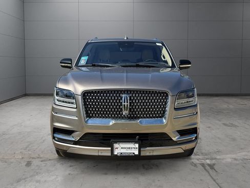Used 2018 Lincoln Navigator L Select w/ Technology Package AWD/4WD image 8