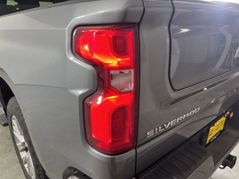 Used 2022 Chevrolet Silverado 1500 High Country w/ Safety Package II image 27