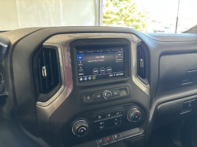 Certified 2022 Chevrolet Silverado 2500 Custom w/ Custom Convenience Package AWD/4WD image 24
