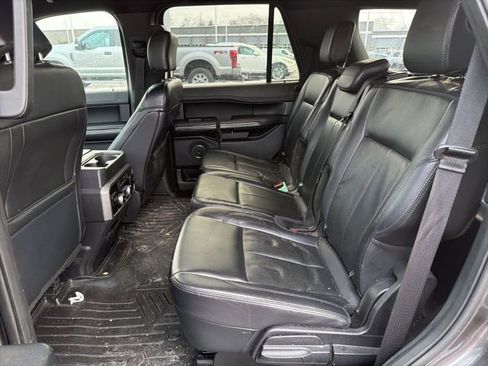 Used 2019 Ford Expedition XLT w/ Equipment Group 202A image 24