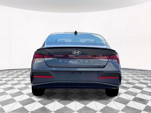 New 2026 Hyundai Elantra Sport FWD image 10