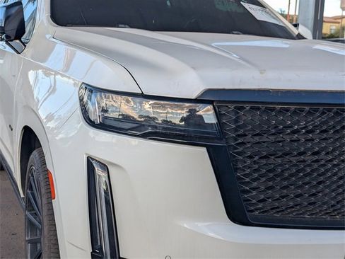 Used 2021 Cadillac Escalade Sport w/ Driver Assist Tech Package image 7