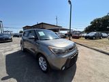 Used 2014 Kia Soul + image 2