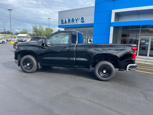 Used 2025 Chevrolet Silverado 1500 W/T w/ WT Convenience Package image 2