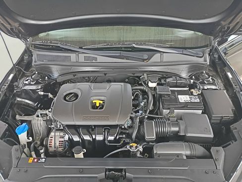 Used 2021 Kia Forte LXS FWD image 27