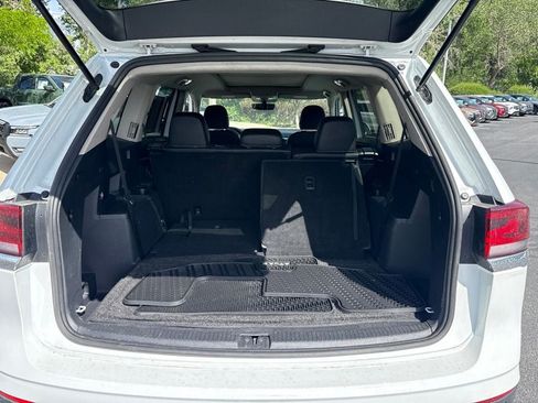 Used 2022 Volkswagen Atlas SE w/ Panoramic Sunroof Package AWD/4WD image 11