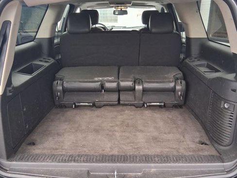 Used 2013 GMC Yukon XL SLT w/ SLT-2 Equipment Package image 12