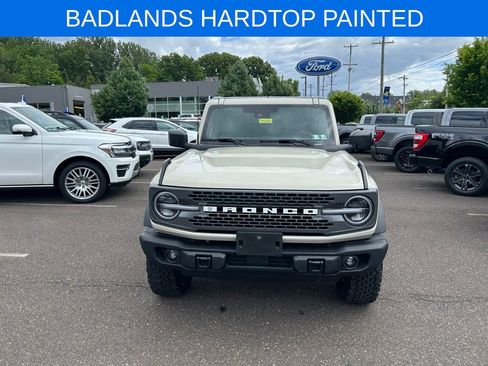 Certified 2025 Ford Bronco Badlands AWD/4WD image 2