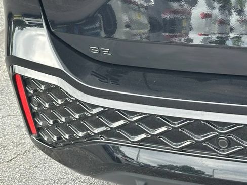 Certified 2025 Volkswagen Tiguan SE R-Line AWD/4WD image 14