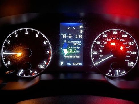 Certified 2023 Toyota Corolla Cross LE w/ Moonroof Package image 16