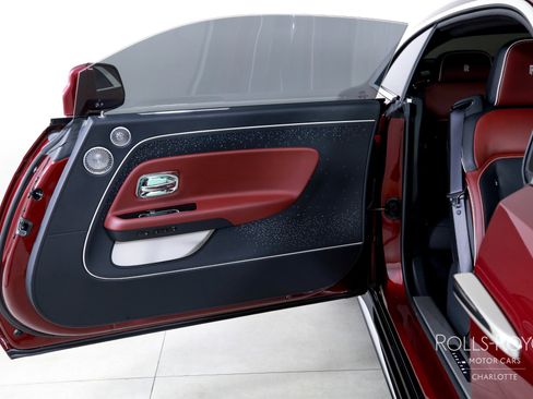 Certified 2024 Rolls-Royce Spectre w/ Spectre Launch Package image 23