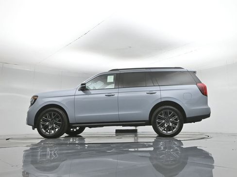 New 2026 Ford Expedition Platinum w/ Stealth Appearance Package AWD/4WD image 55