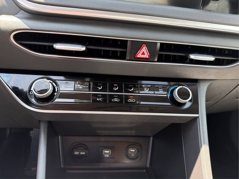 Used 2022 Hyundai Sonata SE FWD image 27