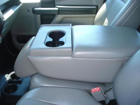 Used 2018 Ford F150 XL w/ Equipment Group 101A Mid AWD/4WD image 22