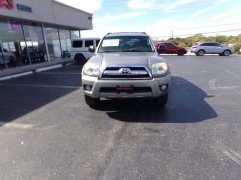 Used 2008 Toyota 4Runner SR5 image 3