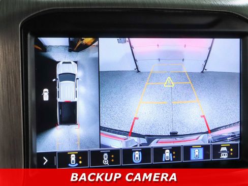 Used 2023 GMC Sierra 2500 Denali w/ Denali Black Diamond Edition image 21