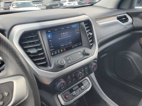Used 2021 GMC Acadia SLE w/ Driver Convenience Package FWD image 29
