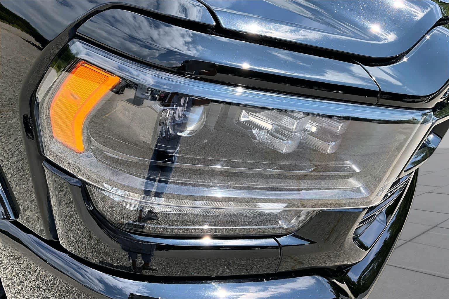 Used 2021 RAM 2500 Limited w/ Night Edition AWD/4WD image 27