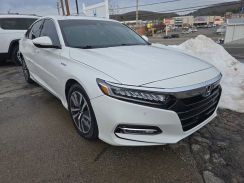 Used 2019 Honda Accord Touring image 8