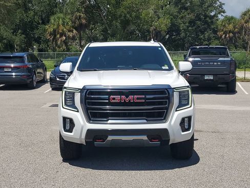 Certified 2022 GMC Yukon XL AT4 AWD/4WD image 2