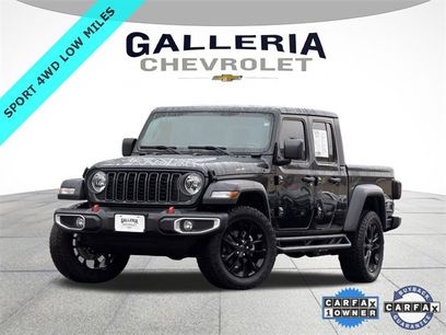 Used 2025 Jeep Gladiator Sport