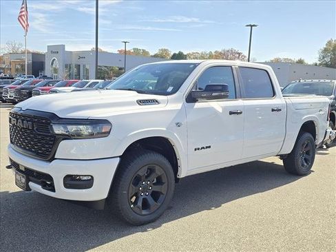 New 2026 RAM 1500 4x4 Crew Cab image 15