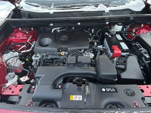Used 2024 Toyota RAV4 LE image 37