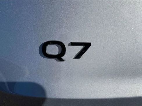 Certified 2025 Audi Q7 3.0T Premium Plus w/ Premium Plus Package image 8