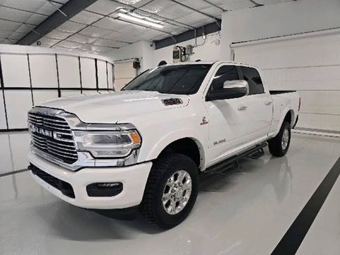 Used 2022 RAM 2500 Laramie AWD/4WD image 5