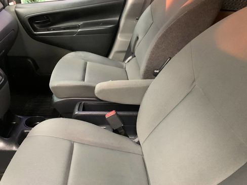 Used 2016 Nissan NV200 S image 9