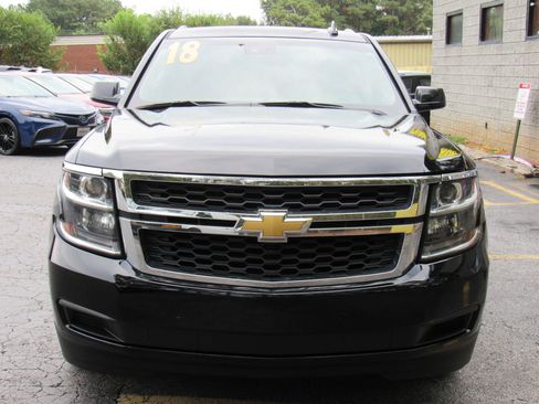 Used 2018 Chevrolet Tahoe LT image 3