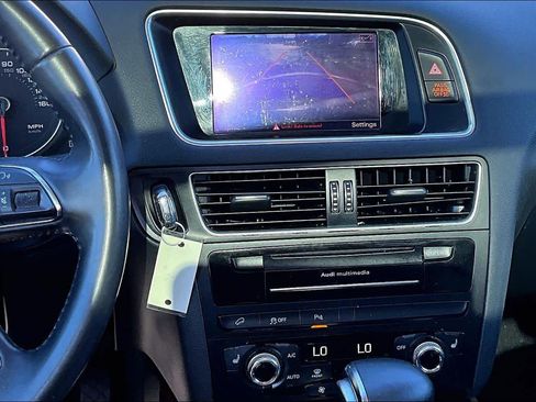 Used 2015 Audi Q5 2.0T Premium Plus w/ Technology Package image 7