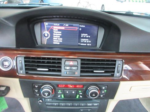Used 2011 BMW 328i Wagon RWD image 47