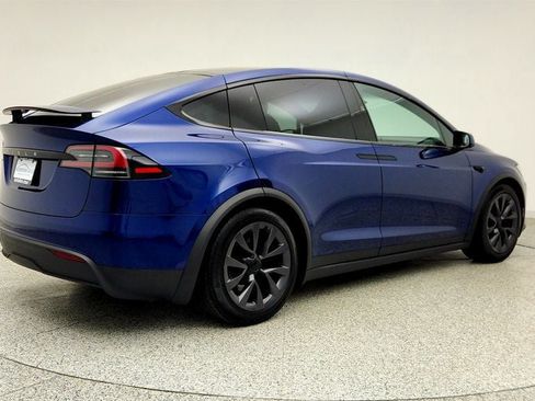 Used 2024 Tesla Model X AWD/4WD image 5