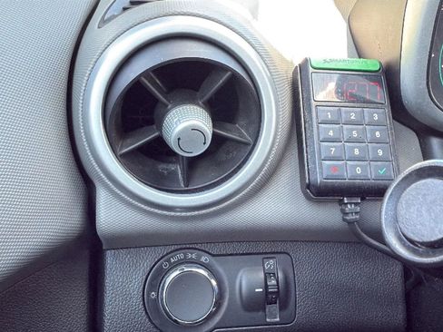 Used 2020 Chevrolet Sonic LT image 15