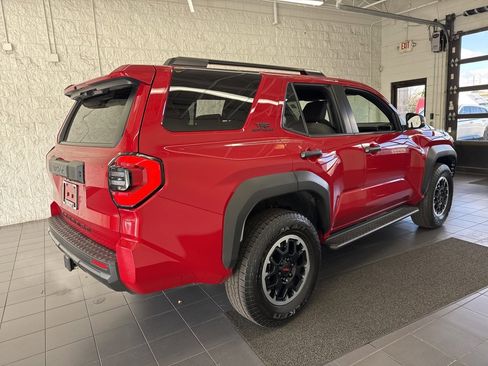 Certified 2025 Toyota 4Runner TRD Off-Road image 8