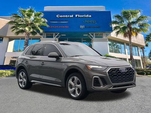 Used 2023 Audi Q5 2.0T Premium Plus w/ Premium Plus Package AWD/4WD image 2