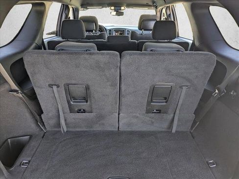 Used 2019 Dodge Durango SXT image 6
