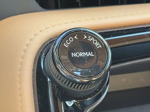 Used 2025 Lexus NX 350h AWD w/ Premium Package image 23