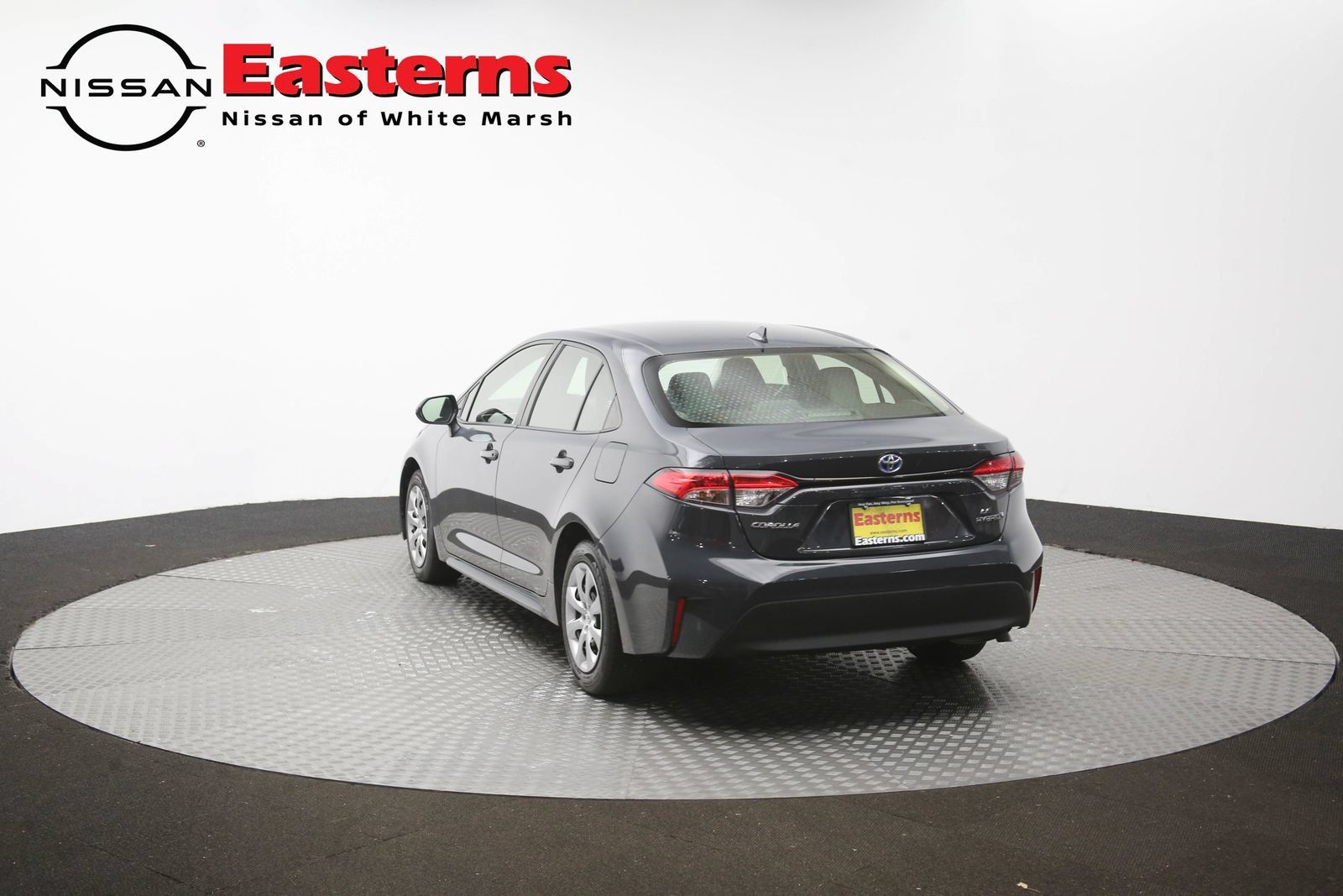 Used 2023 Toyota Corolla LE w/ Carpet Mat Package (TMS) FWD image 60