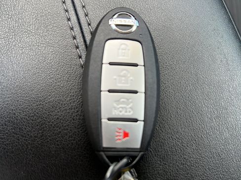 Used 2024 Nissan Sentra SV FWD image 9