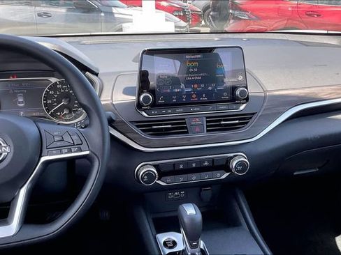 New 2026 Nissan Altima 2.5 SV AWD/4WD image 4