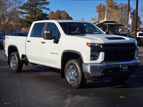 Used 2023 Chevrolet Silverado 2500 W/T w/ WT Convenience Package image 7