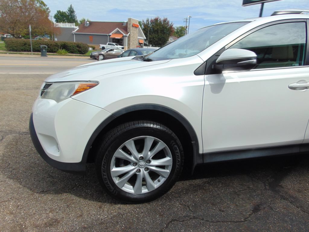 Used 2014 Toyota RAV4 Limited w/ Technology Package AWD/4WD image 12