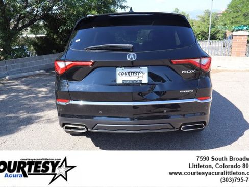 Used 2023 Acura MDX w/ Advance Package AWD/4WD image 5
