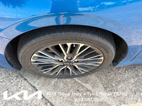 Certified 2024 Kia Forte GT-Line FWD image 4
