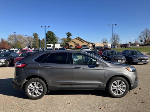 Used 2024 Ford Edge Titanium AWD/4WD image 5